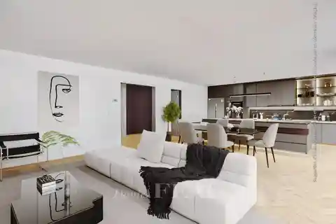 Bright Dual-aspect Apartment with Garden Views
