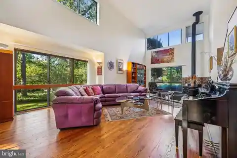 Charming Contemporary Home