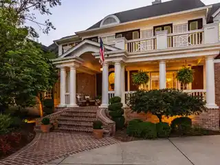 Extraordinary Shingle Style Home in Exclusive Windermere