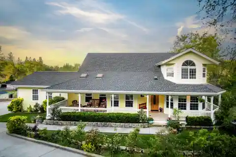 Iconic Victorian Home Plus Guest House on over Two Acres