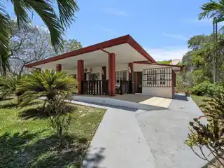 Hacienda Ruiseg: Stunning Farm and Sprawling Countryside Retreat