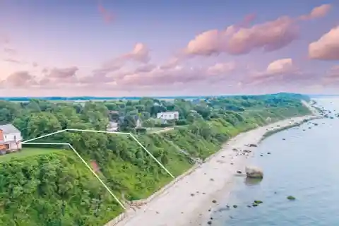 Superb Soundfront Lot