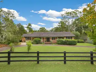 Picturesque Property Set Against a Backdrop of Natural Serenity