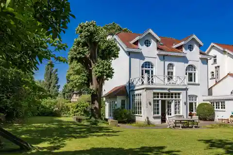 Exceptional Property in a Green Setting