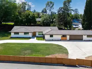 Laguna Lake Luxury Living