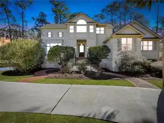 Stunning Home in the Sought-after Wexford Neighborhood