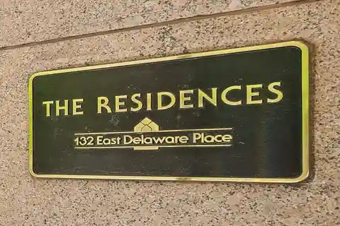 Expansive Corner Residence Above the Four Seasons Hotel