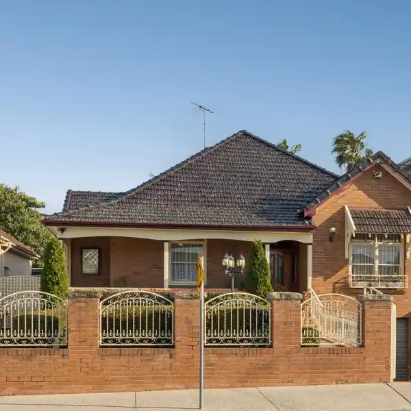 EXCEPTIONAL OPPORTUNITY IN A CENTRAL LOCATION