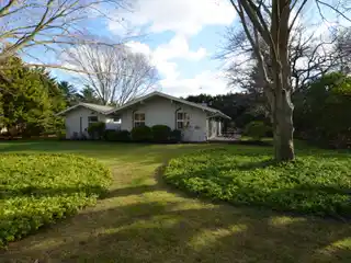 Newly Renovated Modern Oasis