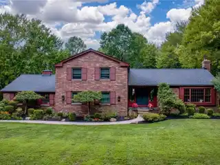 Rare Gates Mills Gem