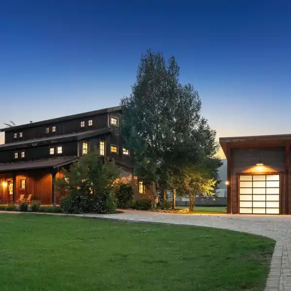 UNIQUE BARN-STYLE HOME ON 1.5 ACRES