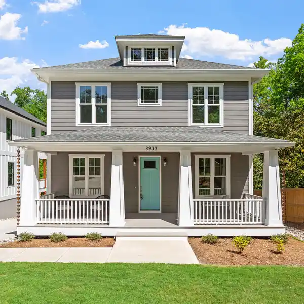 STUNNING NEW CONSTRUCTION