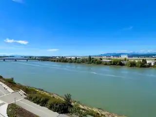 Impeccable Home in River Green