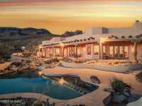PURE SANTA FE-STYLED HOME IN THE SANCTUARY