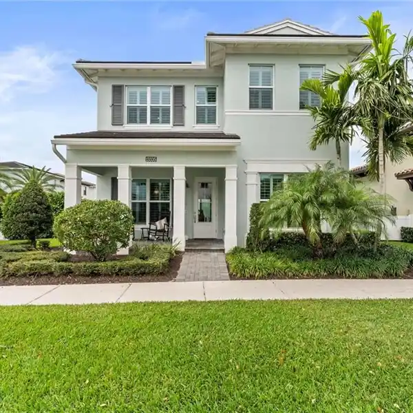 UPDATED RESIDENCE IN ESTEEMED ALTON