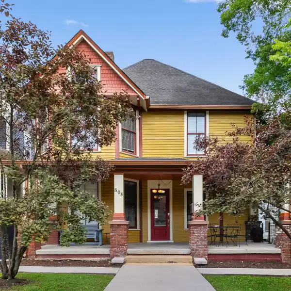CHARMING VICTORIAN HOME