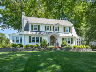 Vintage Charm Meets Lakeside Country Club Views