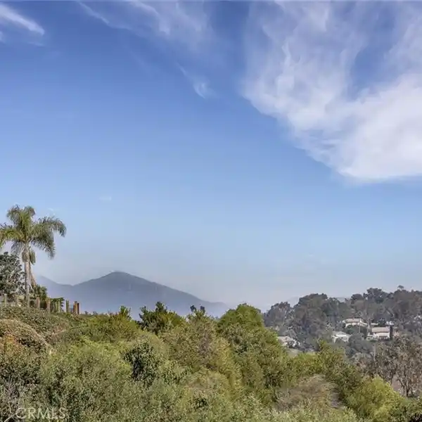 SINGLE-STORY HOME WITH PANORAMIC VIEWS IN LAGUNA WOODS