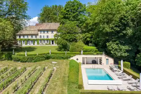 An Exceptional Maison De Maître