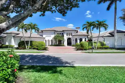 Exquisite Estate in Da Vinci Estates at Olde Cypress