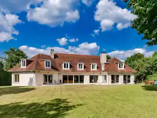 Attractive Family Villa