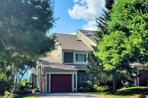 Luxurious Topnotch Resort Home