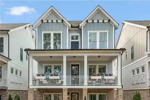 A Vibrant Urban Lifestyle with Serene Natural Surroundings