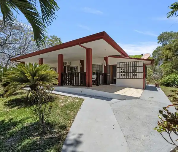 HACIENDA RUISEG | A STUNNING FARM AND SPRAWLING COUNTRYSIDE RETREAT IN COSTA RICA