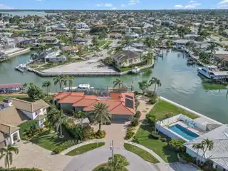 Spectacular Boaters' Property