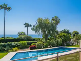 Charming Villa with Pool in a Privileged Location
