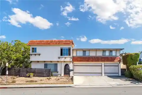 Space and Charm in a Prime Location