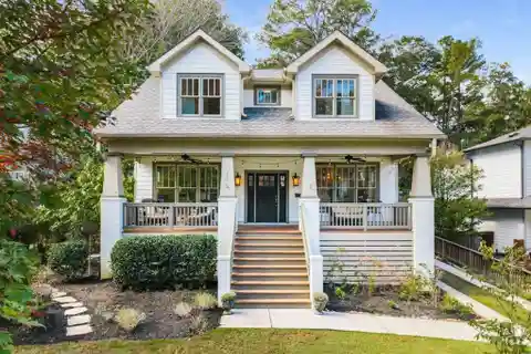 Timeless Charm Meets Modern Oakhurst Living