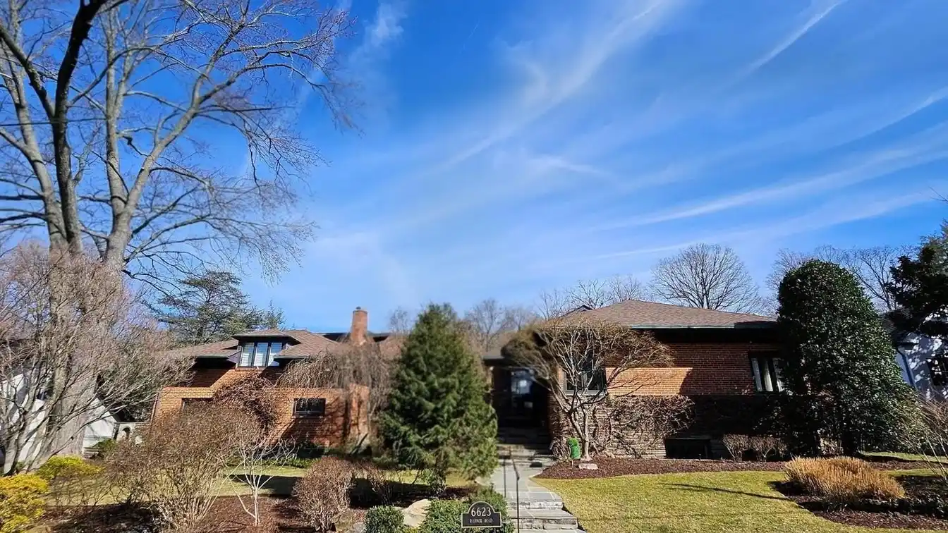 Artfully Designed Retreat in Prime Neighborhood