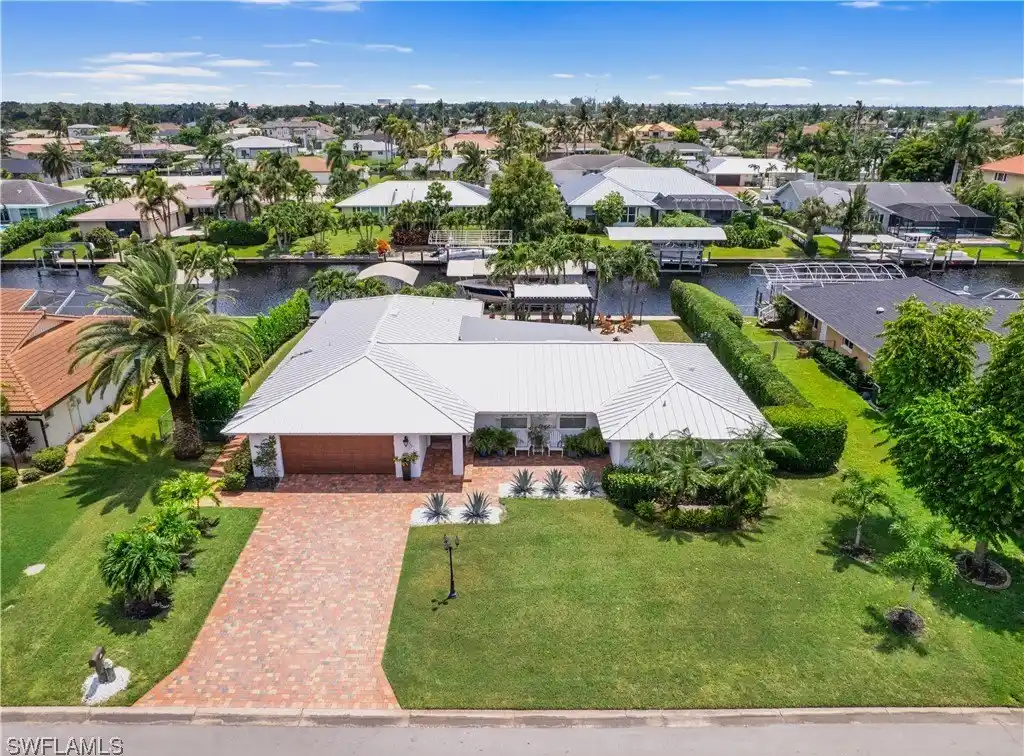 Stunning Home in Coveted Town & River Boating Community