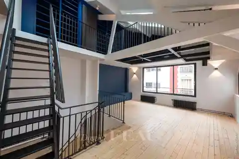 Atypical Loft-style Apartment