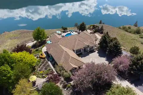 Sprawling Property with 180-Degree Lake Views