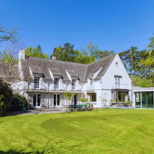 CLASSIC PROPERTY WITH TIMELESS APPEAL