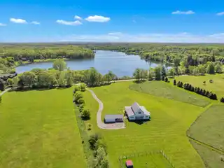 Peaceful Country Living with Modern Style