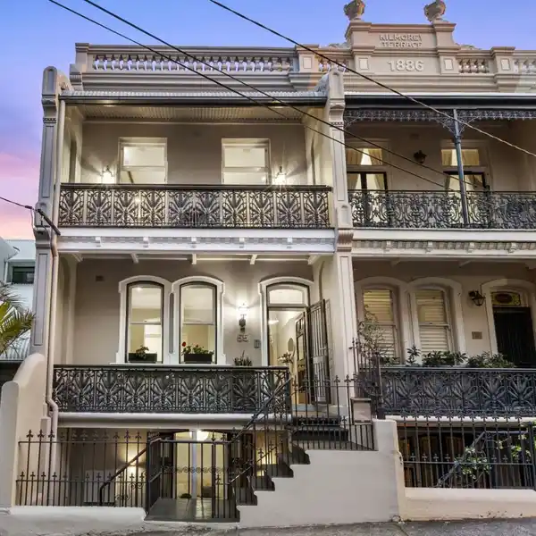 DISTINGUISHED HOME WITH A COVETED DUAL FRONTAGE