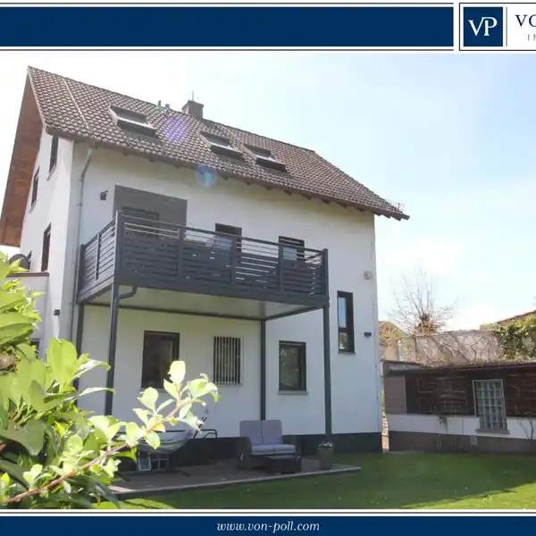 SPACIOUS TWO-FAMILY HOUSE