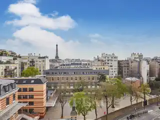 High-Floor Furnished Apartment with an Open View