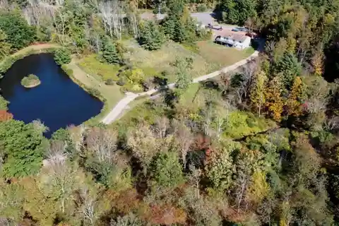 Breathtaking 300 Acre Wilderness