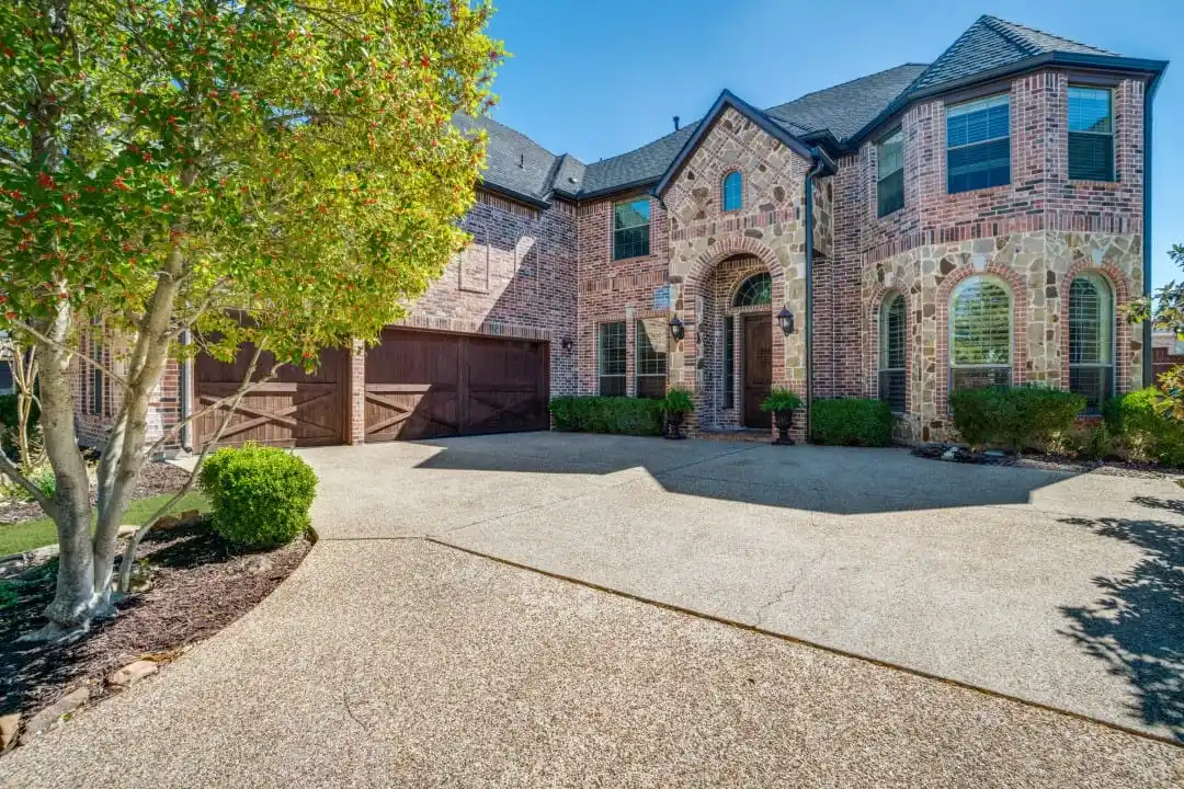 Stunning Home in Shaddock Creek Estates