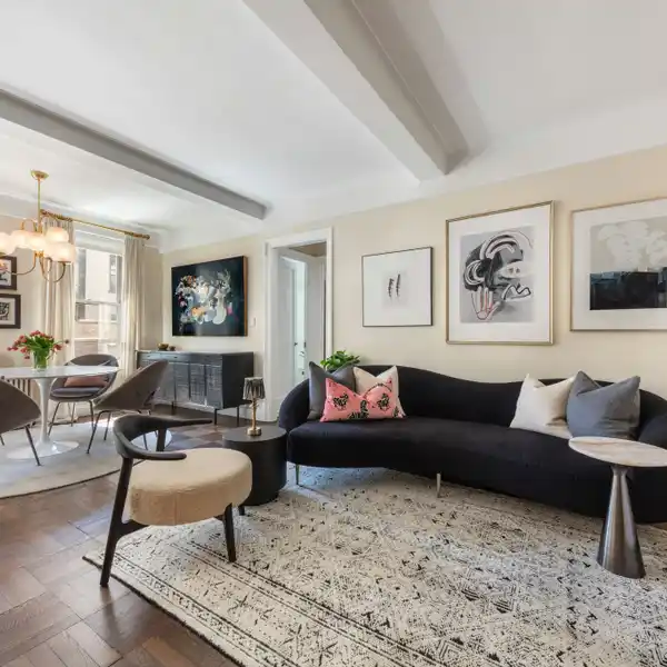 PRE-WAR ONE BEDROOM HOME AT THE WAVERLY