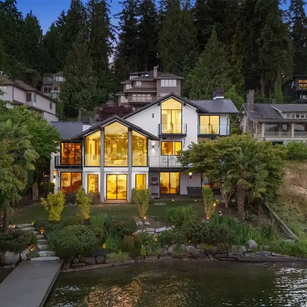 REIMAGINED NORTHWEST CONTEMPORARY LAKEFRONT MASTERPIECE