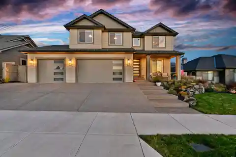 Elegant Summerfield Home with Stunning Outdoor Living & Luxury Finishes