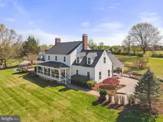 Rustic Charm Meets Modern Farm Living