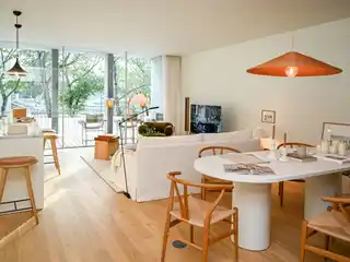 Contemporary Waterfront Haven with Architectural Distinction