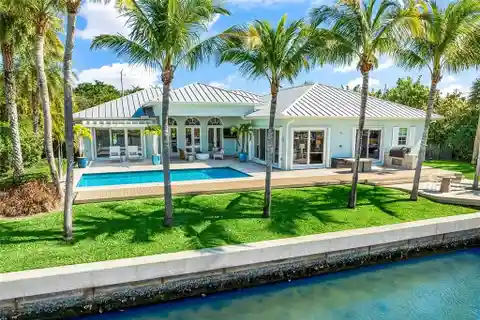 Designer Renovation in Prime Moorings Location