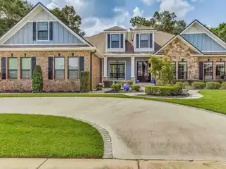 Extraordinary Home in a High-demand Neighborhood